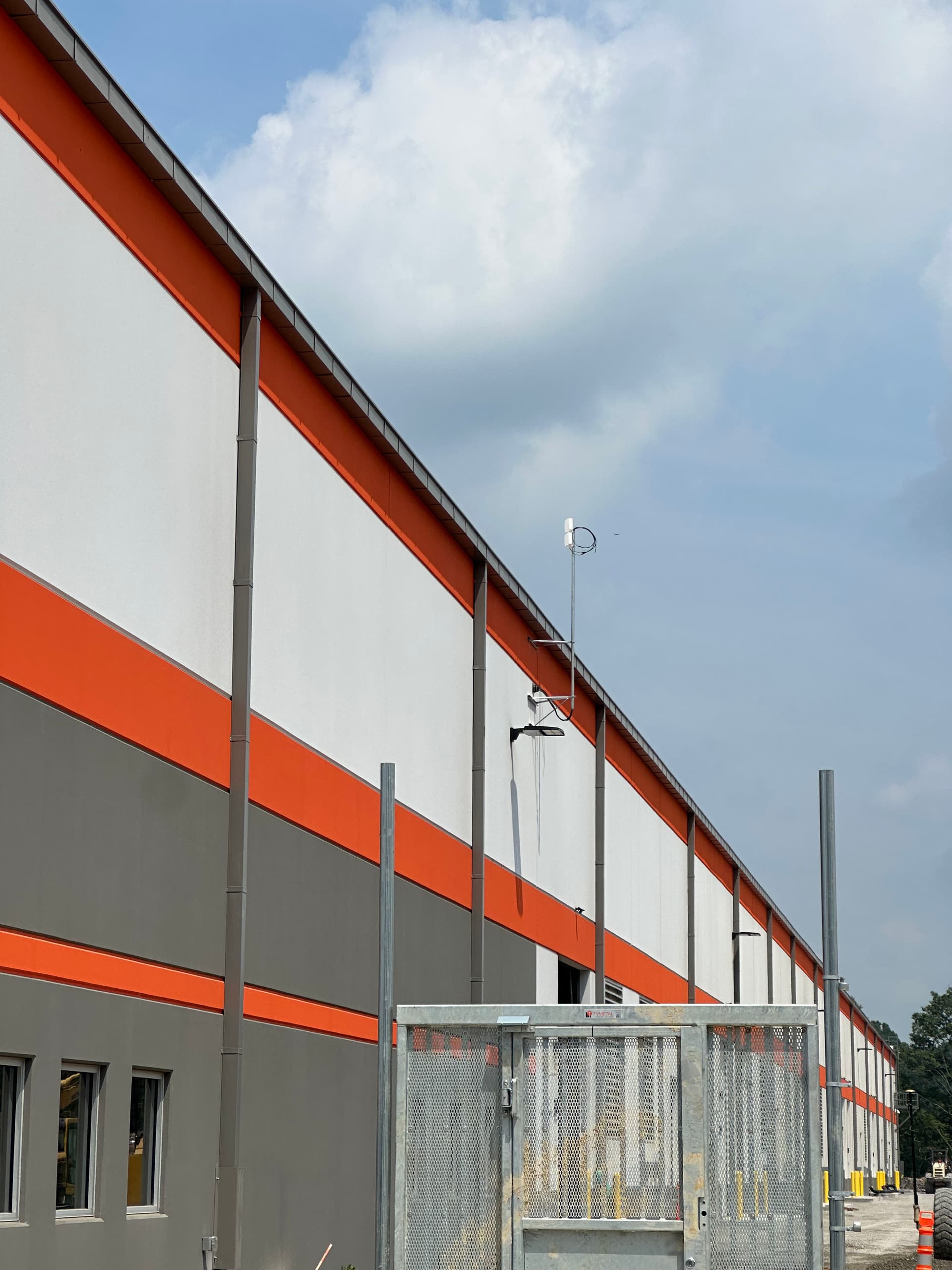 Distributed Antenna System Install at FedEx Distribution Center in Bristol TN